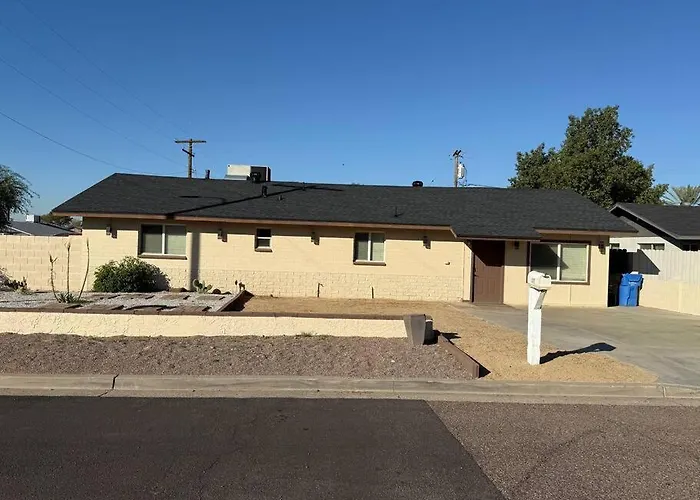 Dom wakacyjny 4 Bedrm 2 Ba Office Wifi Hiking House Phx